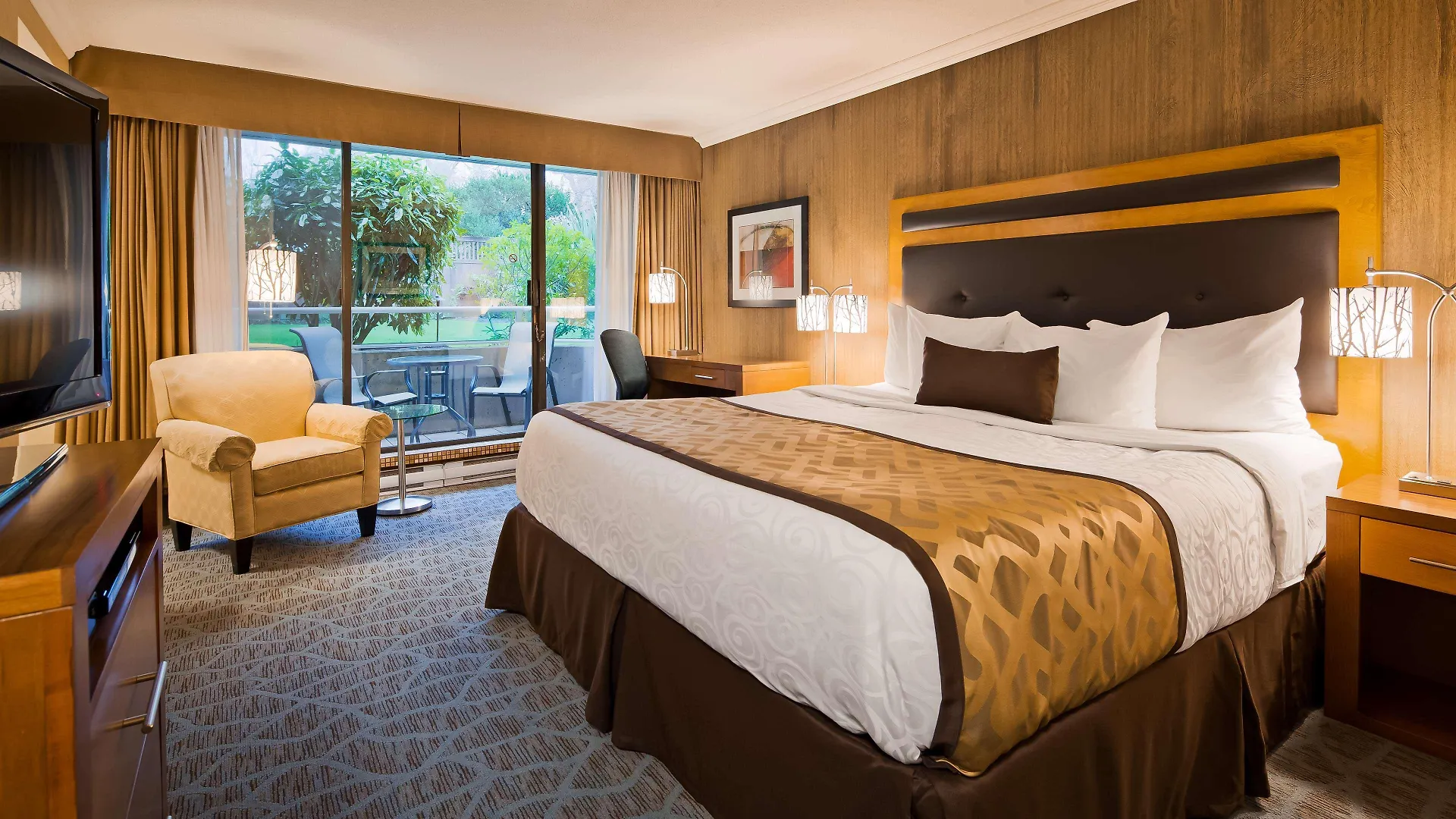 Best Western Plus Inner Harbour Hotel Victoria 3*,